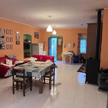 Il Rustico Uno A Bugnara Nella Valle Del Sagittario Sulmona